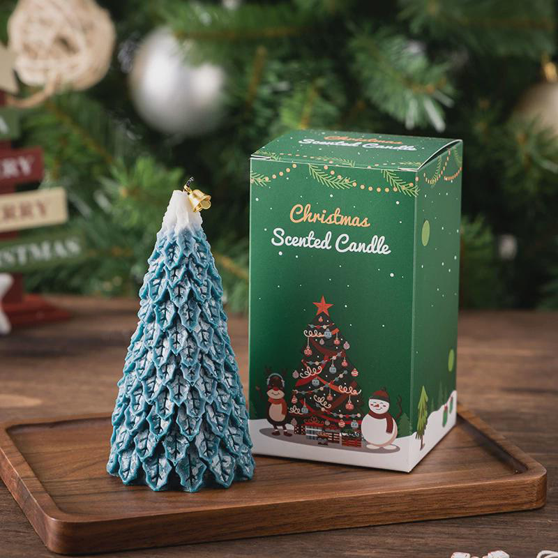 Christmas Tree Scented Candle - Custom Scented Wholesale Fragrance - AmbraLumina